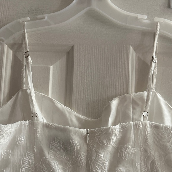 Princess Polly New Chapters Broderie Mini Dress White Floral Embroidery Size 8 - Picture 7 of 12